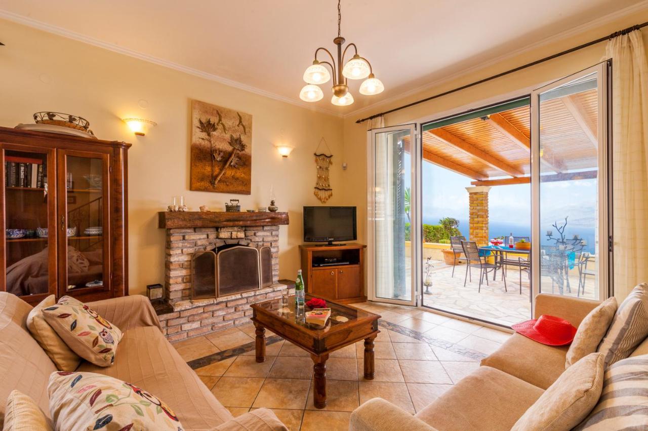Beachfront Villa Victoras - With Private Beach Sidárion Eksteriør billede