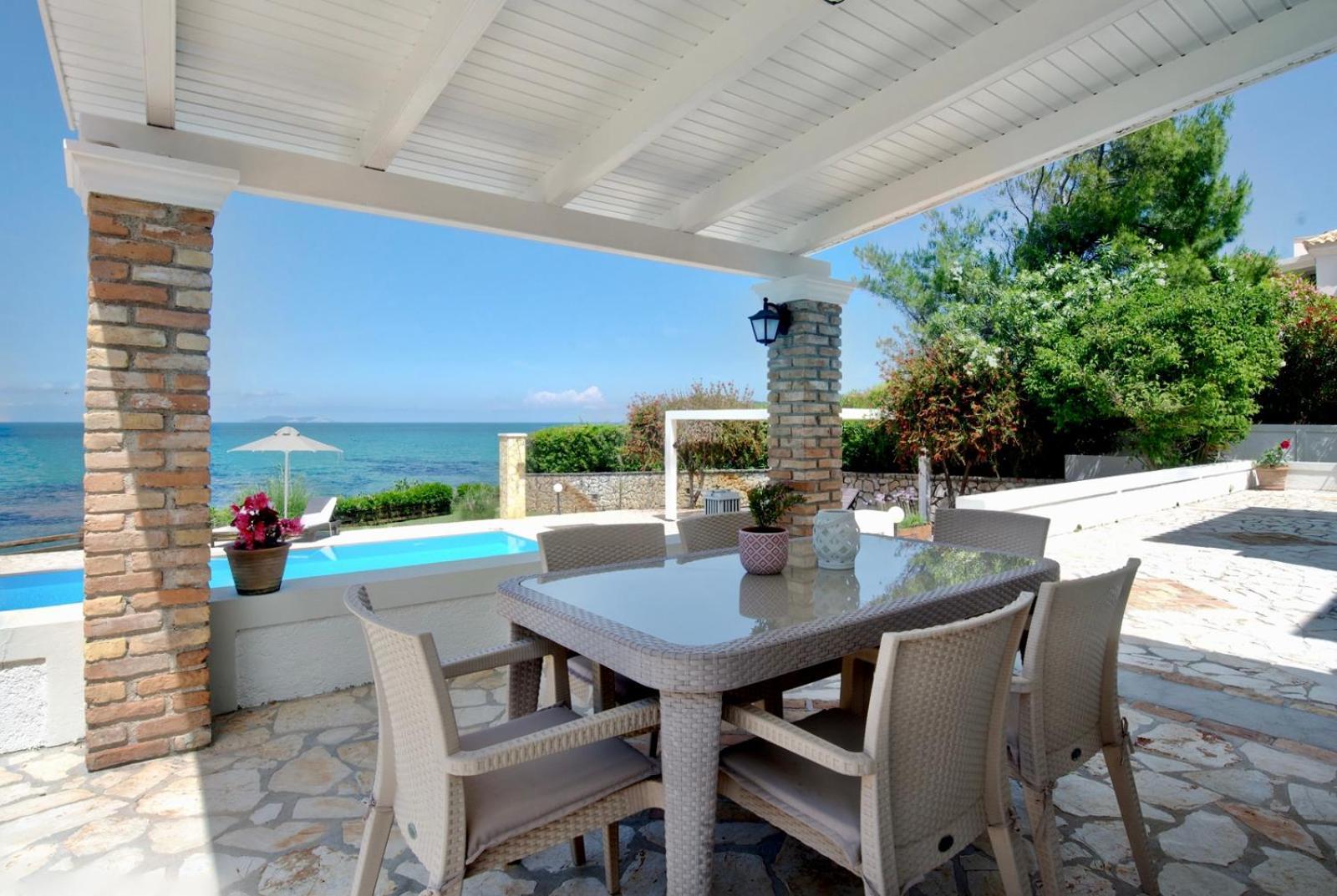 Beachfront Villa Victoras - With Private Beach Sidárion Eksteriør billede